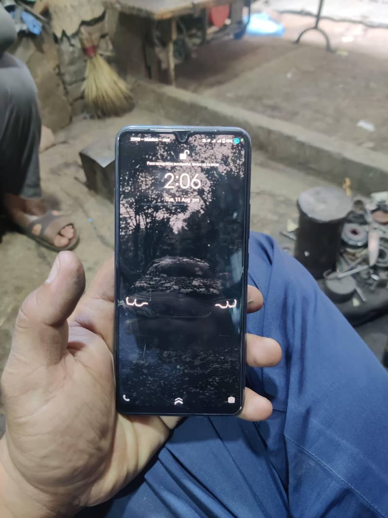 Vivo V21e 0