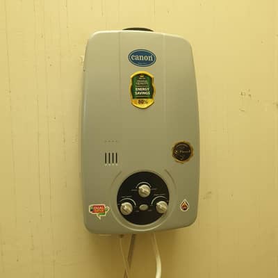 Canon Instant gyser