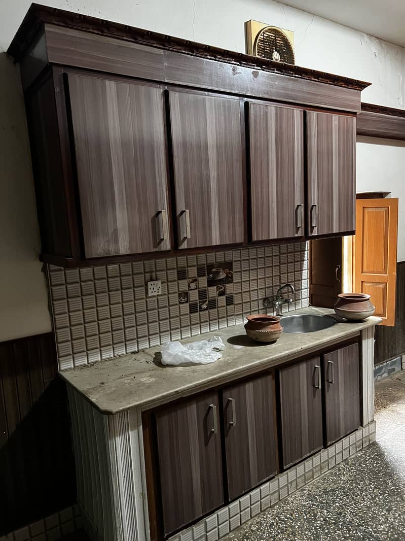 Kitchen cabinet 1