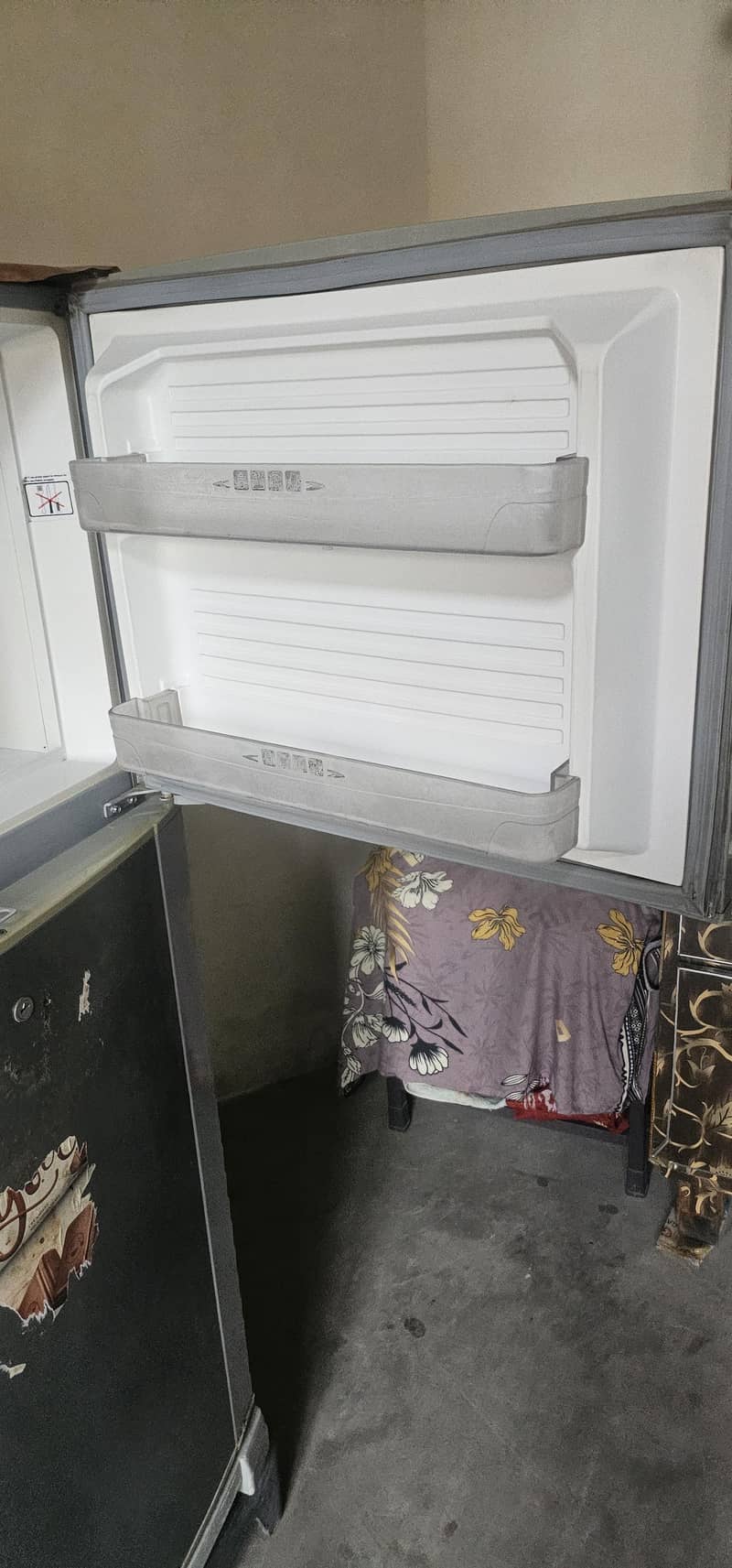 medium size fridge 2