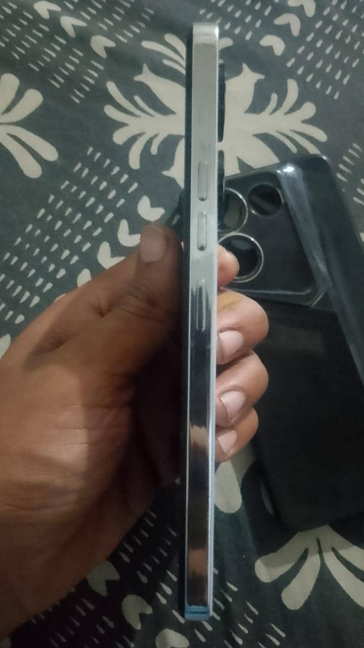 Tecno CAMON 20 3