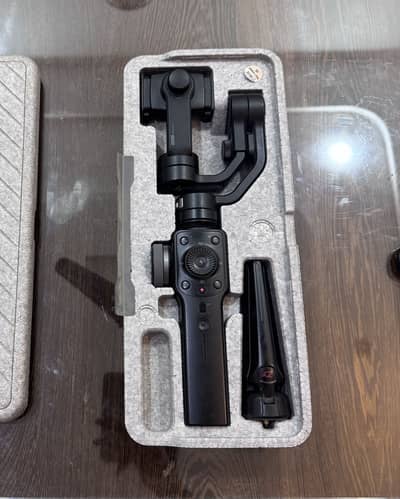 Zhiyun Smooth 4 Gimbal/Stabilizers