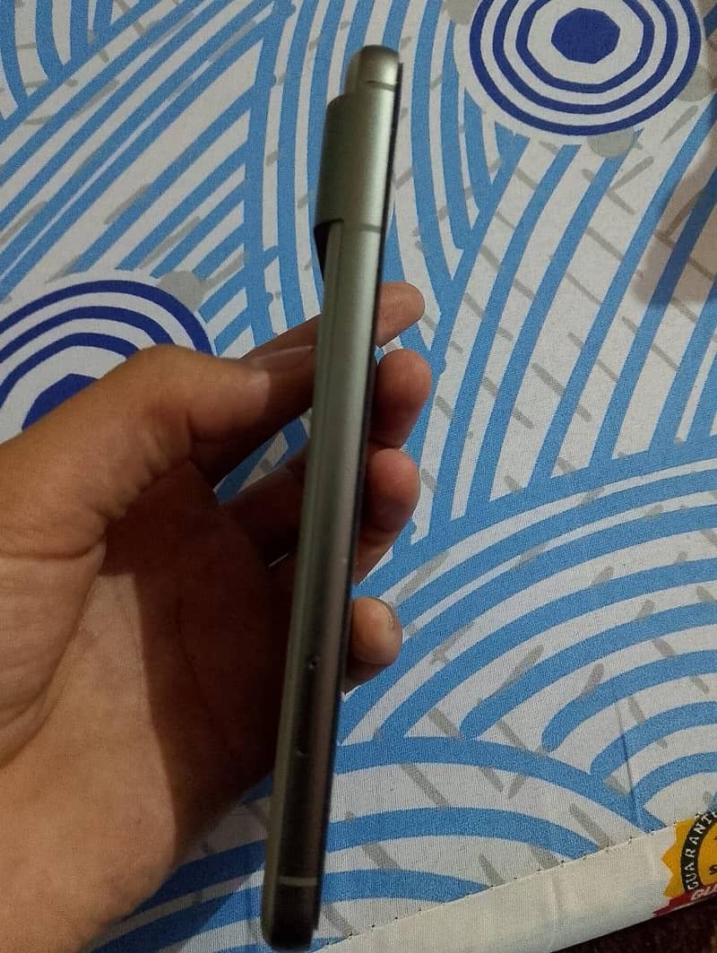 Google Pixel 8 1