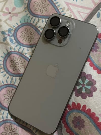 Apple iPhone 15 Pro Max