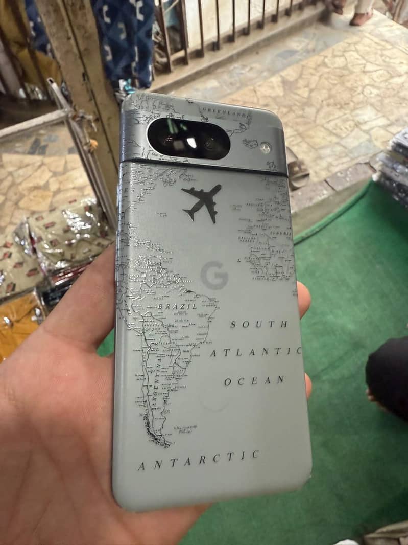 Google Pixel 8 0