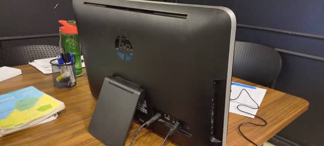 HP 19-2052la All-in-One Desktop PC for Sale
