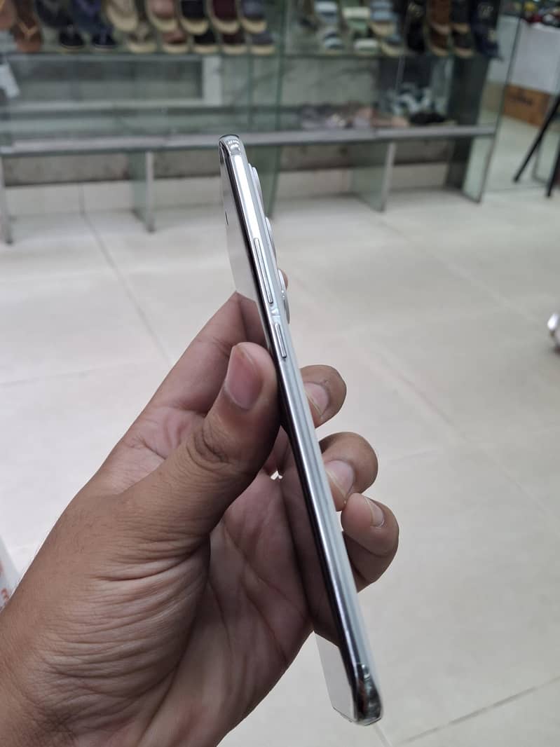 Tecno spark 40 pro plus 2