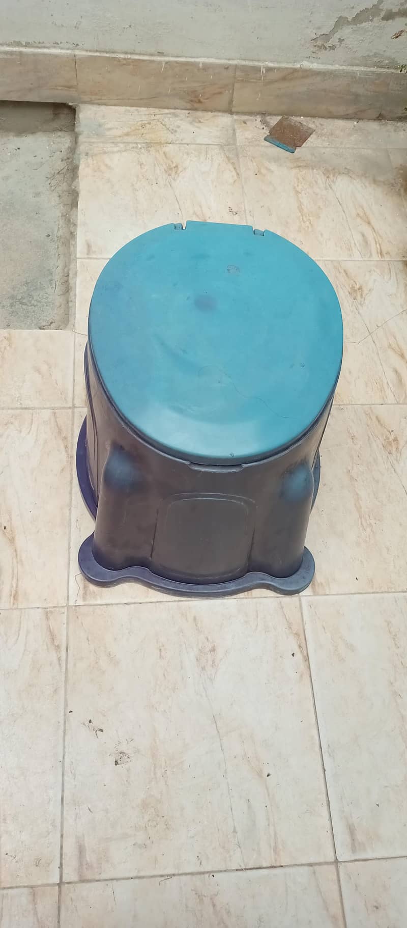 Commode Chair/Stool 2
