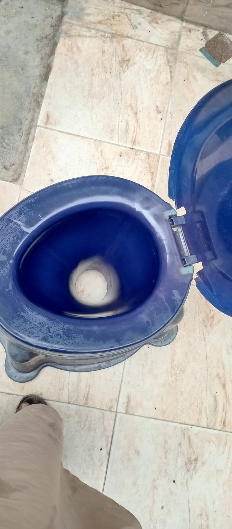 Commode Chair/Stool 4