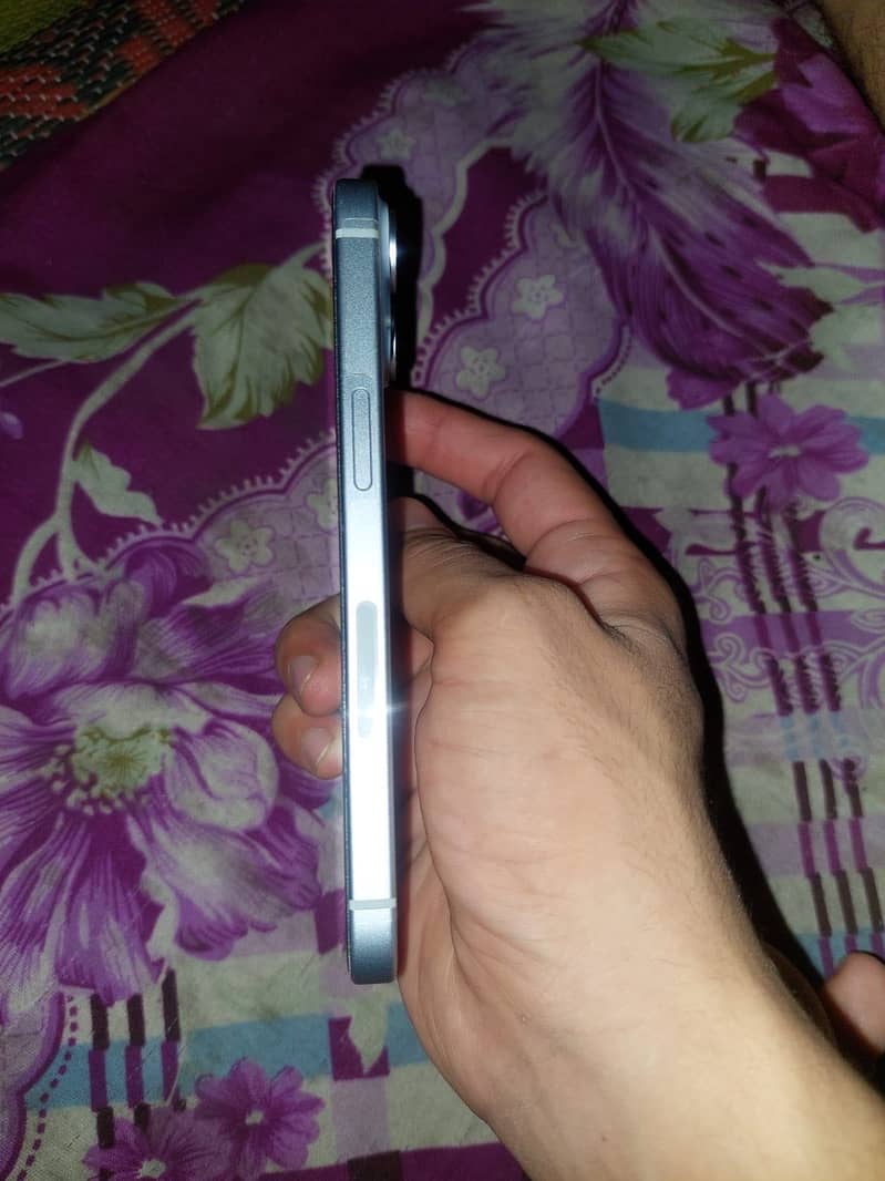 Apple iPhone 15 1