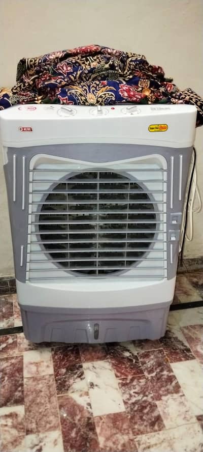 AC/DC Room Cooler