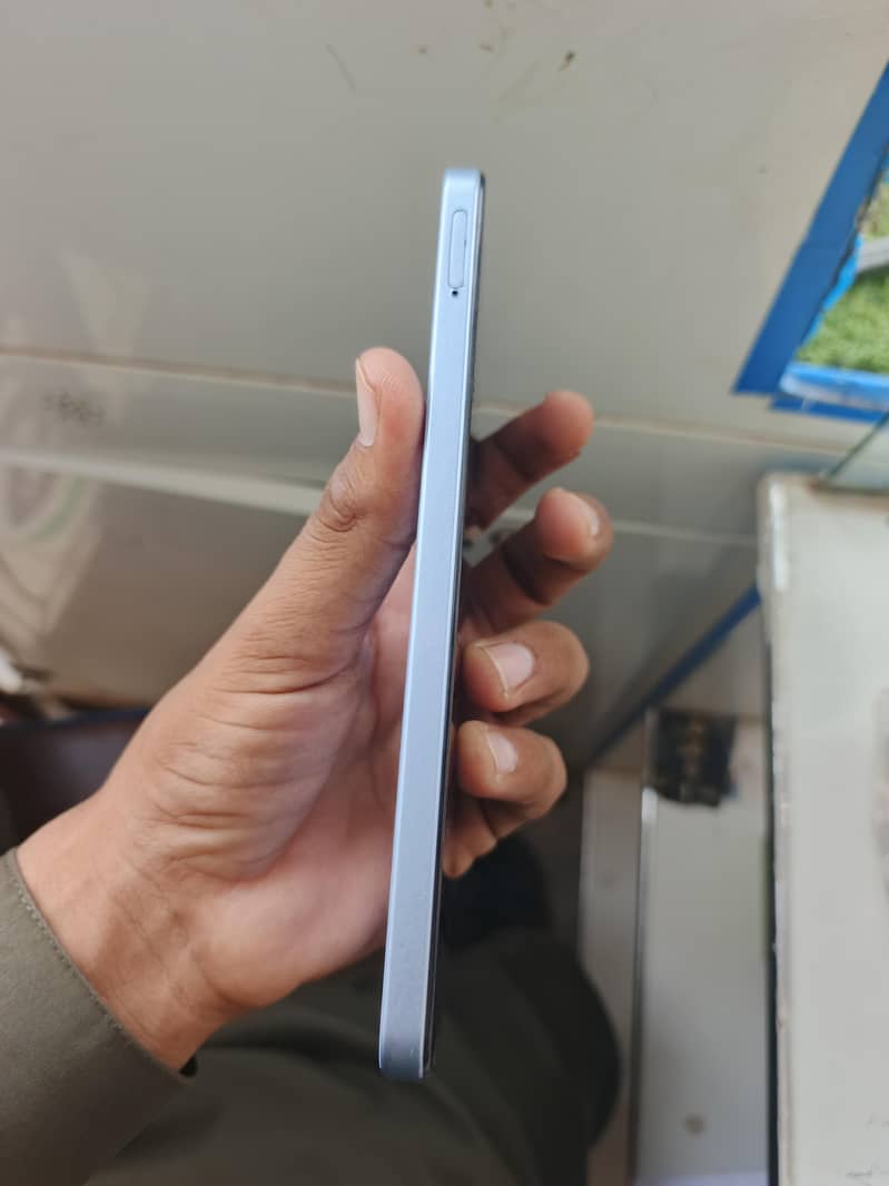 Realme Note 60 1