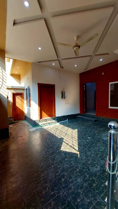 0321 86 10 688 Beautiful 5.5 Marla house with 5 Bedroom 6 bath 1 drawing double kitchen double Tv lounge big car garage 2 store