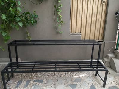 plants stand