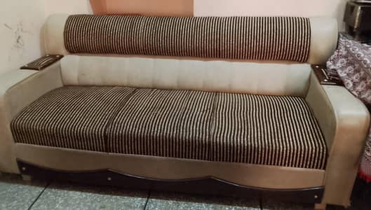 5 Seater Sofas with Leather Cover For Sale