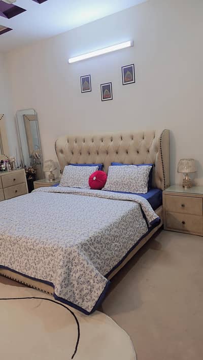 whole bedroom set including everything