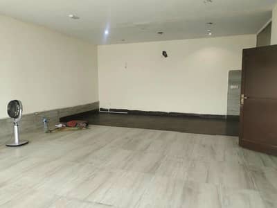 4 Marla 4th floor available for rent in dha Phase 5 cca.