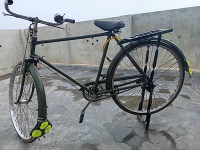 Sohrab Double Rod Cycle 28" - Fresh Paint & New Tyres (Unused)