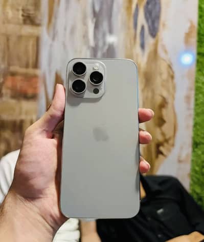 Apple iPhone 15 Pro Max