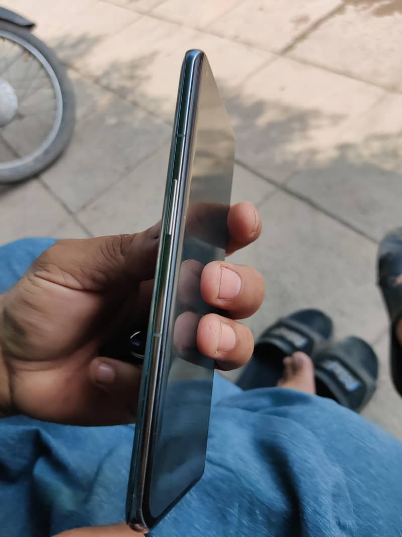 One Plus 11 4