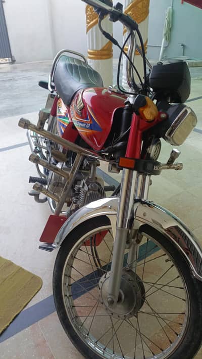 HONDA CD 70