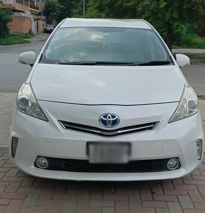 Toyota Prius Alpha 2012 G