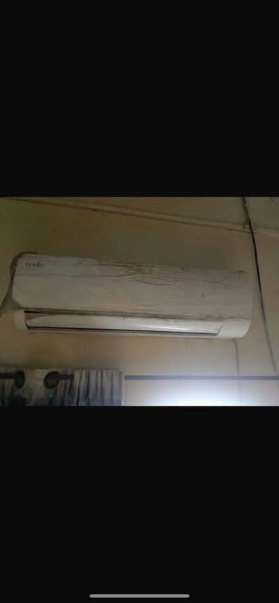 Enviro non inverter ac. . good condition