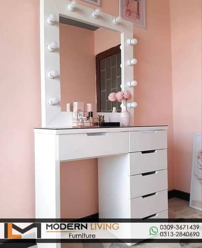 Vanity Dressing Table 5 Drawers With Mirror Lights