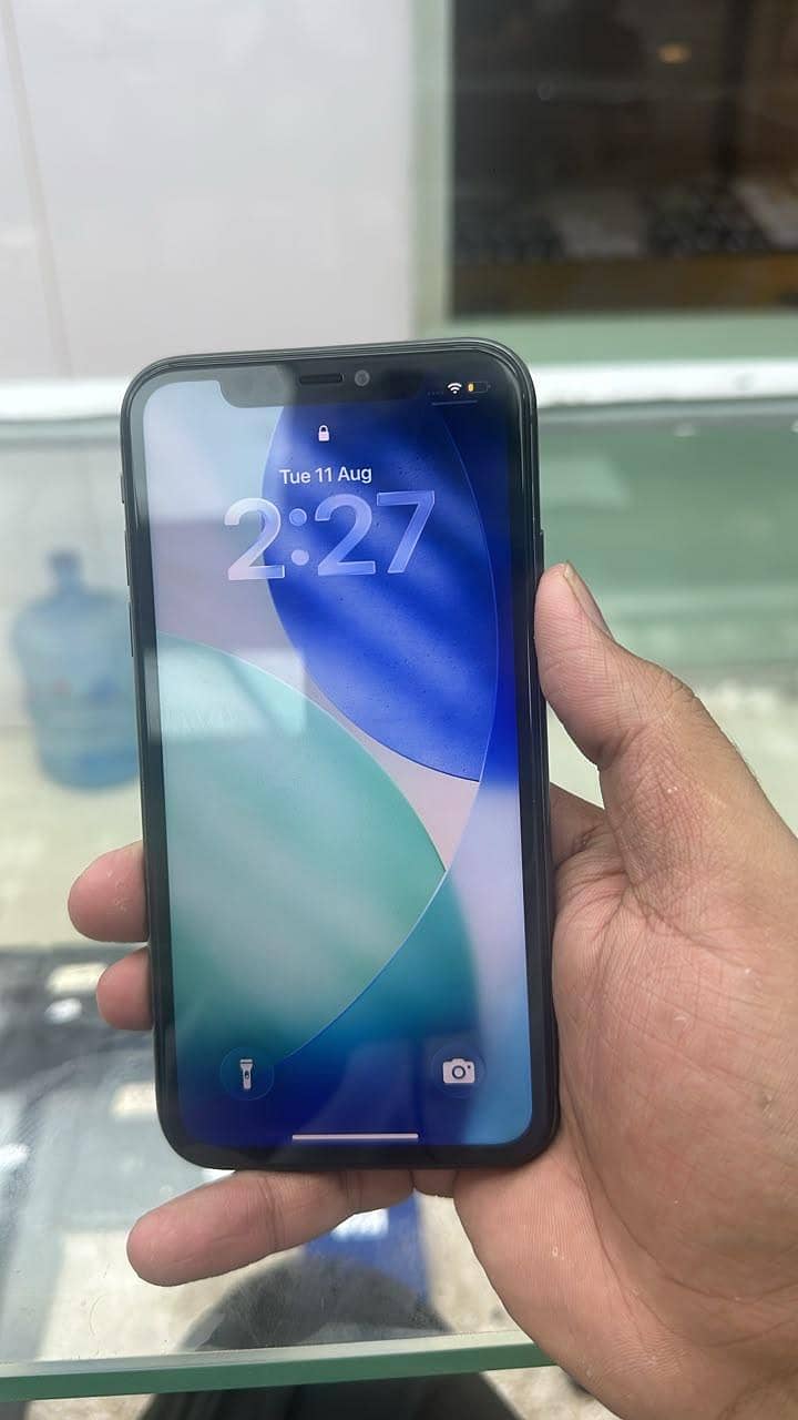Apple iPhone 11 5