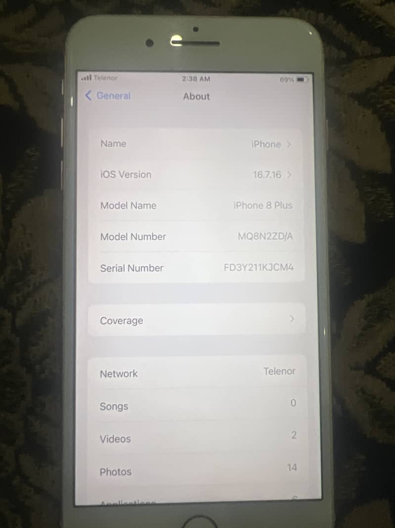 Apple iPhone 8 Plus 2