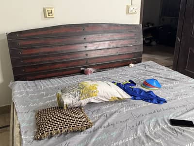 King size bed
