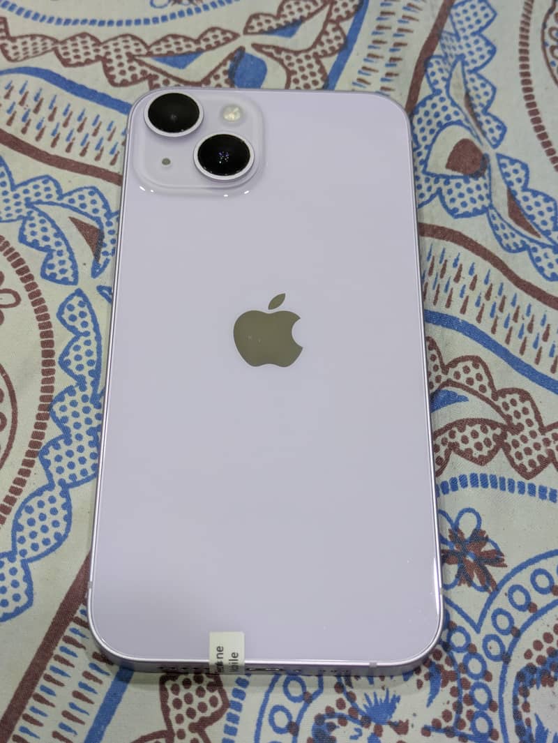 Apple iPhone 14 3
