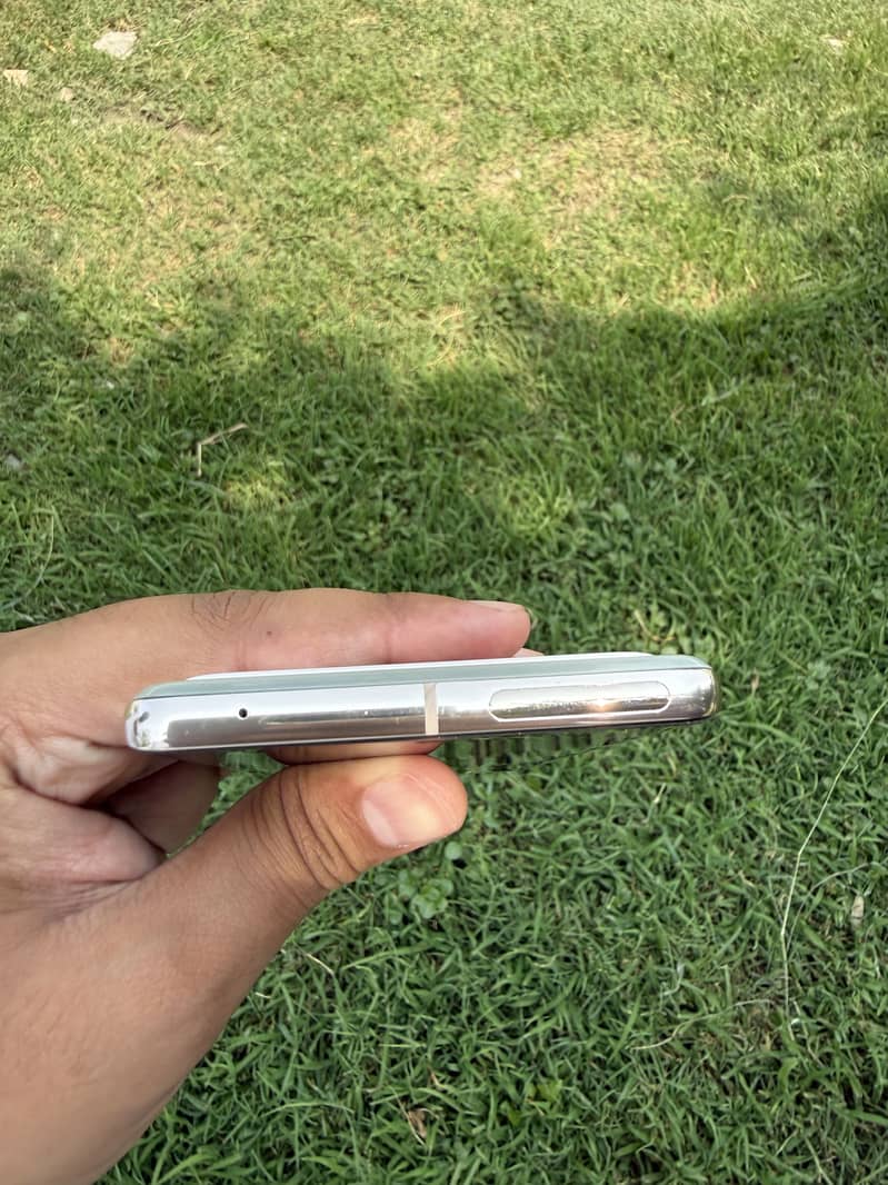 Google Pixel 7 Pro 4