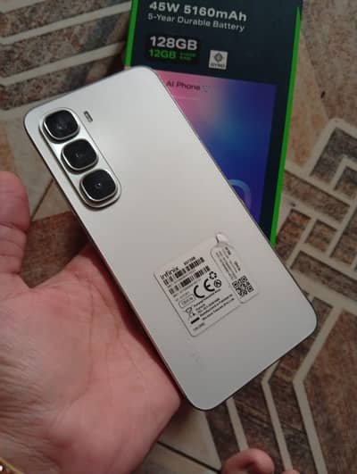 Infinix Hot 60i. . . . 03133642352. . . w up