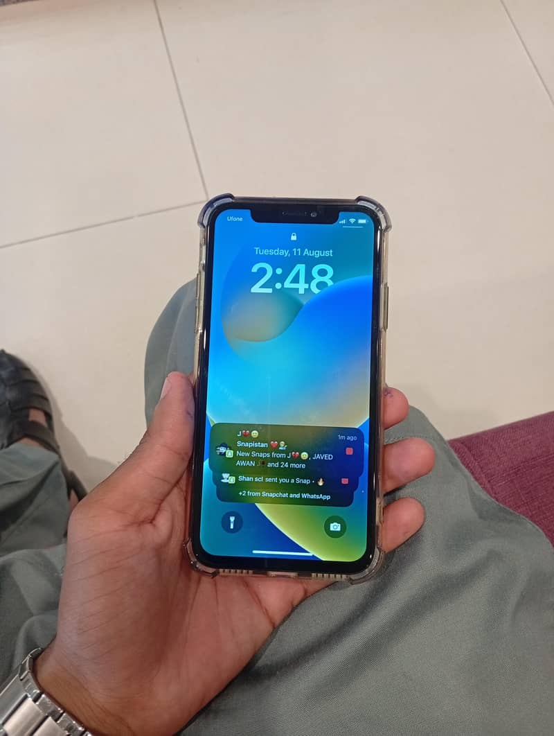Apple iPhone X 0