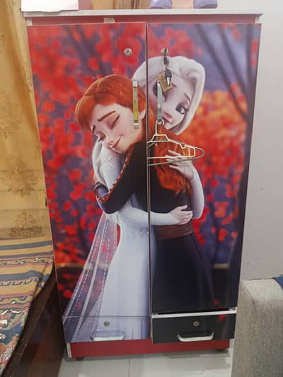 kids wardrobe _ Good condition
