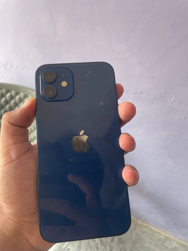 iPhone 12 0