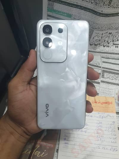 Vivo Y29 box charger sth ha 128 gb Wala