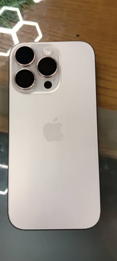 Apple iPhone 16 Pro