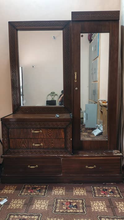Dressing Table Used For Sale