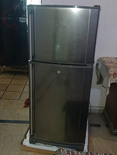 Medium Size Fridge Rs. 35,000/-