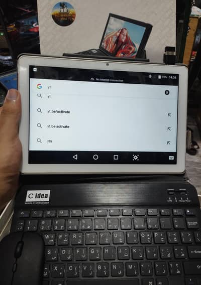 6 GB 128 GB