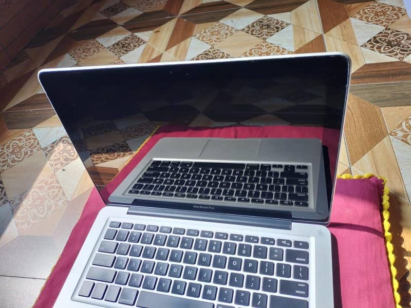Mac book pro 0