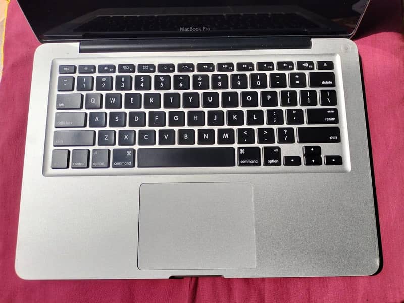 Mac book pro 1