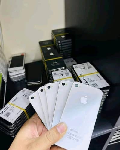 Apple iPhone 4