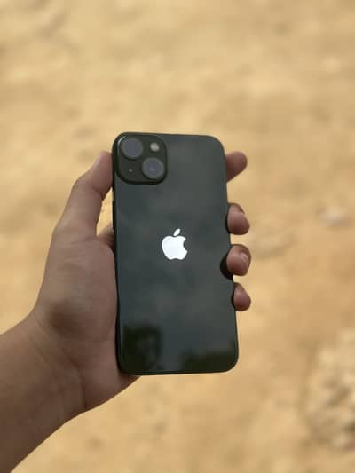 Apple iPhone 13 80 health 9.5/10