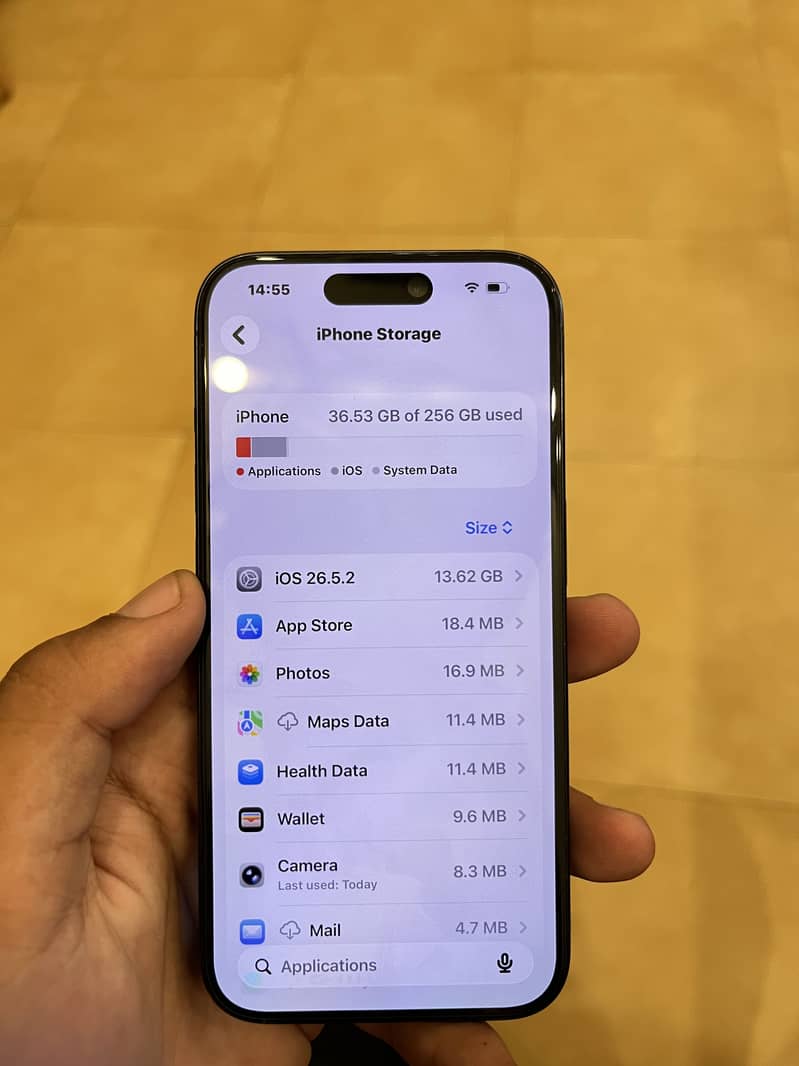 IPhone 15 pro 4