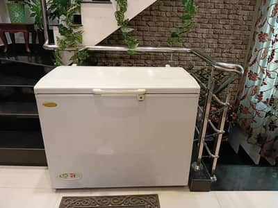 Waves 1 Door Deep Freezer One Hand Home Used