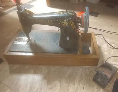 Sewing machine with motor call 03151190497