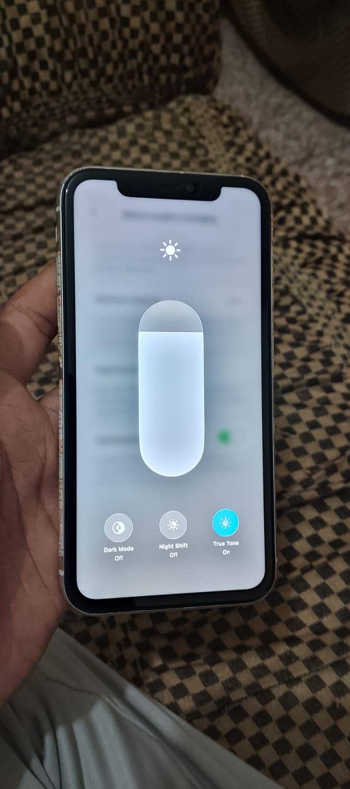 Apple iPhone 11 3
